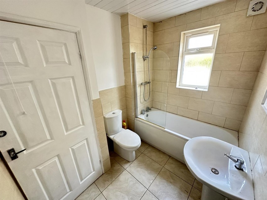 Images for Woodhouse Way, Keighley