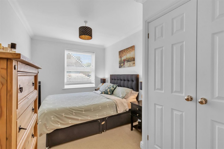 Images for Bowes Close,,Horsham