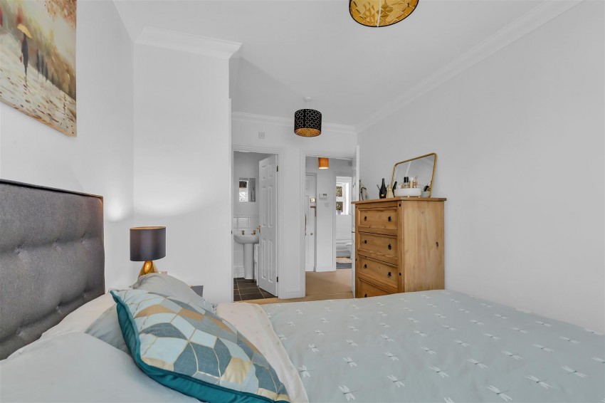 Images for Bowes Close,,Horsham