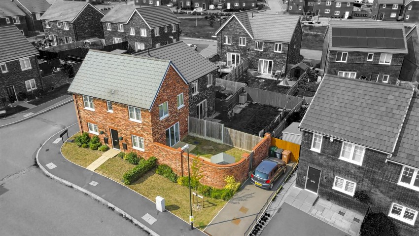 Images for Coral Lane, Newhall