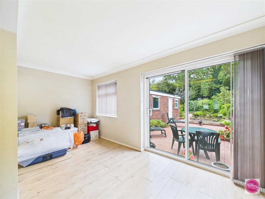Images for Ashleigh Drive, Tamworth