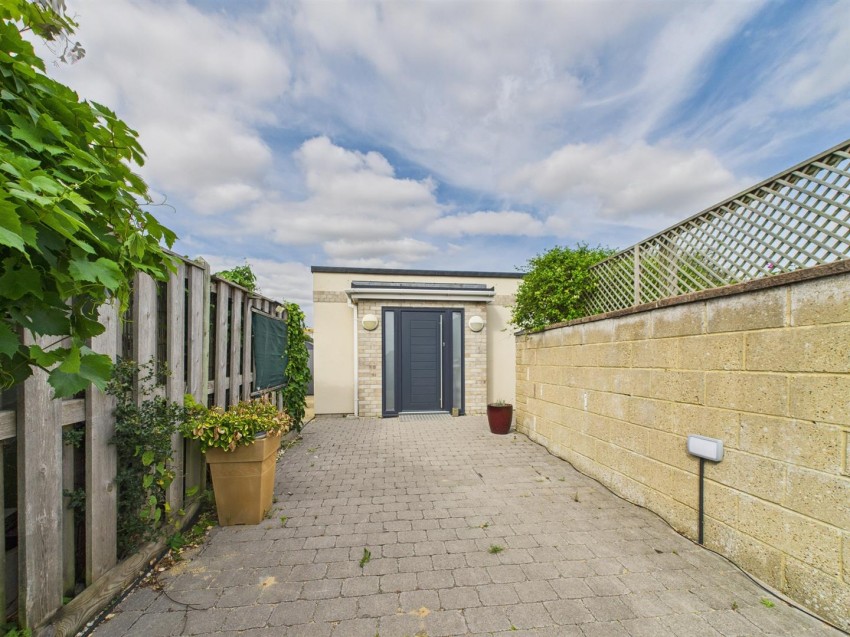 Images for Cliff Gardens, Telscombe Cliffs, Peacehaven
