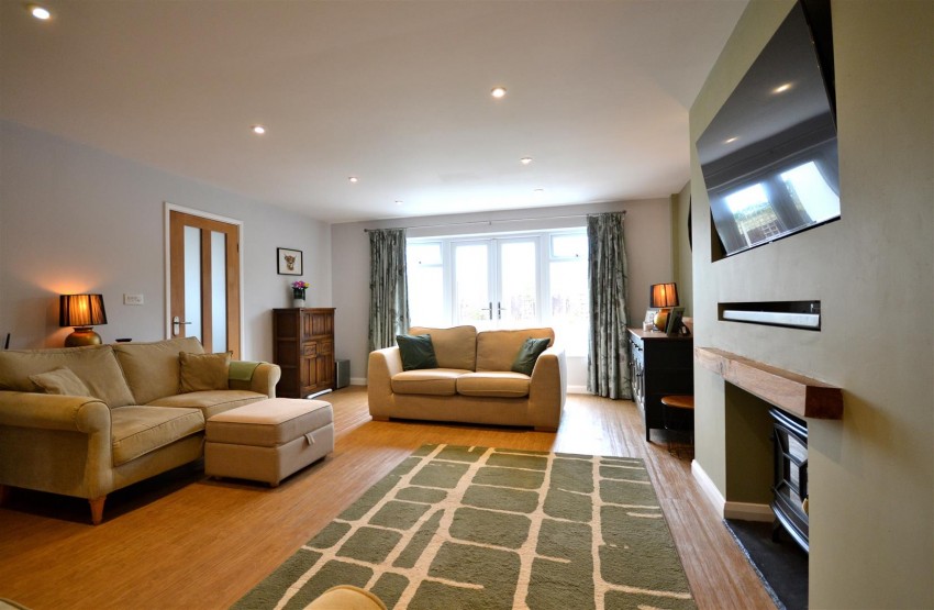 Images for Rectory Close, Roydon, King's Lynn