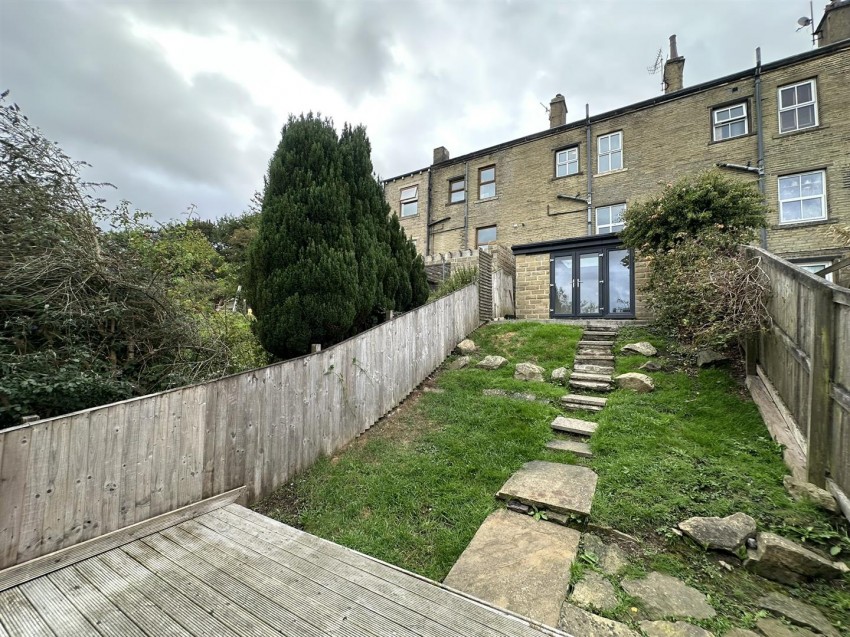 Images for Greenland, Station Road, Queensbury