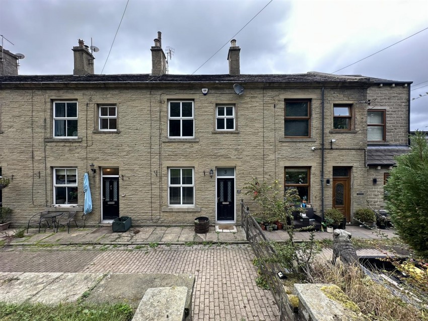Images for Greenland, Station Road, Queensbury