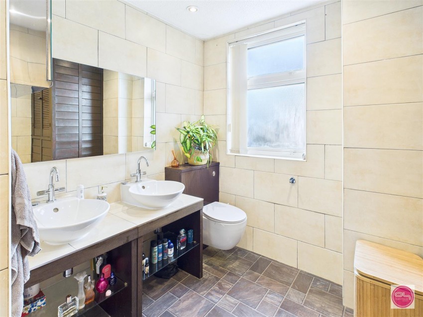 Images for Outwoods Street, Burton-On-Trent