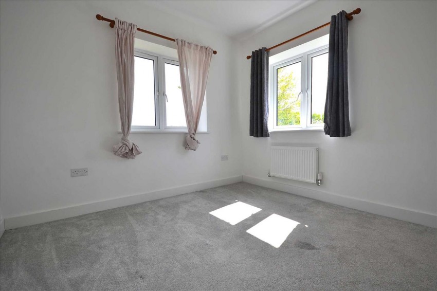 Images for Greenpark Avenue