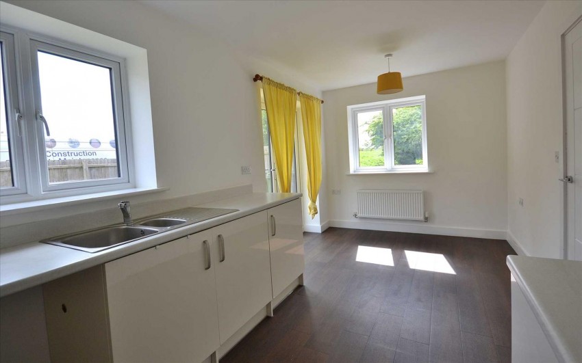 Images for Greenpark Avenue