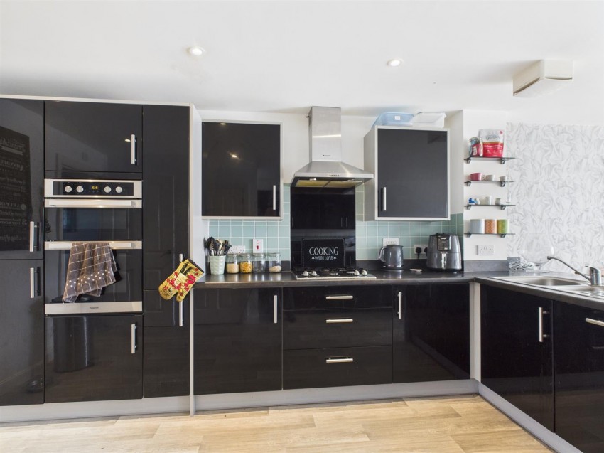 Images for Westview Close, Peacehaven
