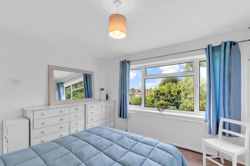 Images for Potters Croft, Horsham
