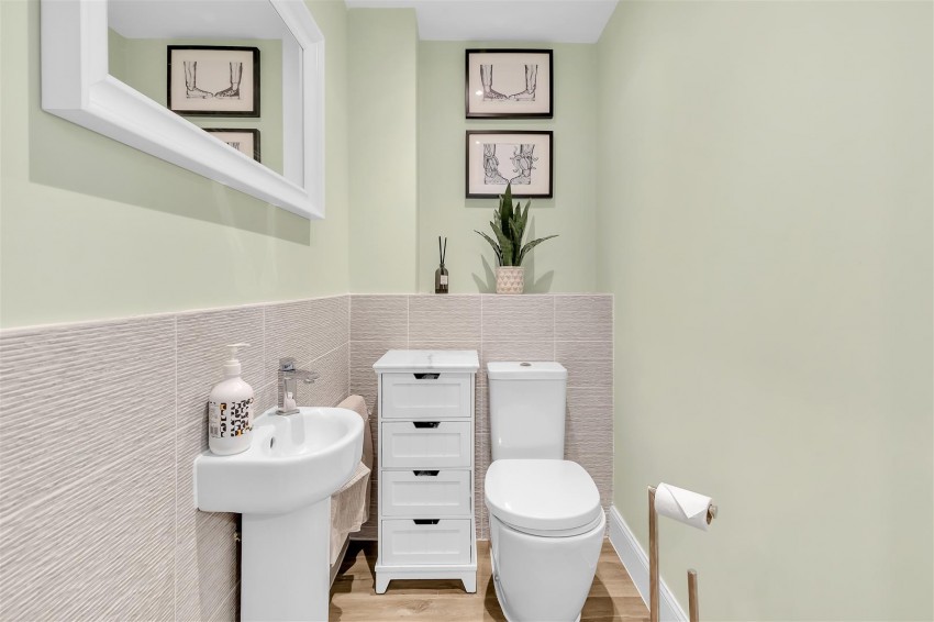 Images for Hayler Gardens, Southwater