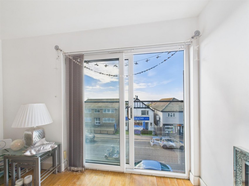 Images for 27a Keymer Avenue, Peacehaven