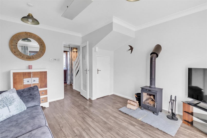 Images for Roebuck Close, Horsham