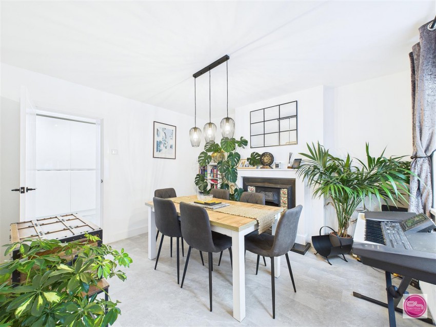 Images for Main Street, Overseal