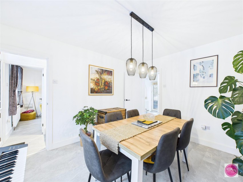 Images for Main Street, Overseal