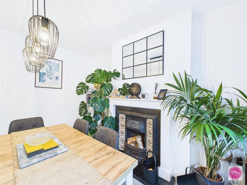 Images for Main Street, Overseal