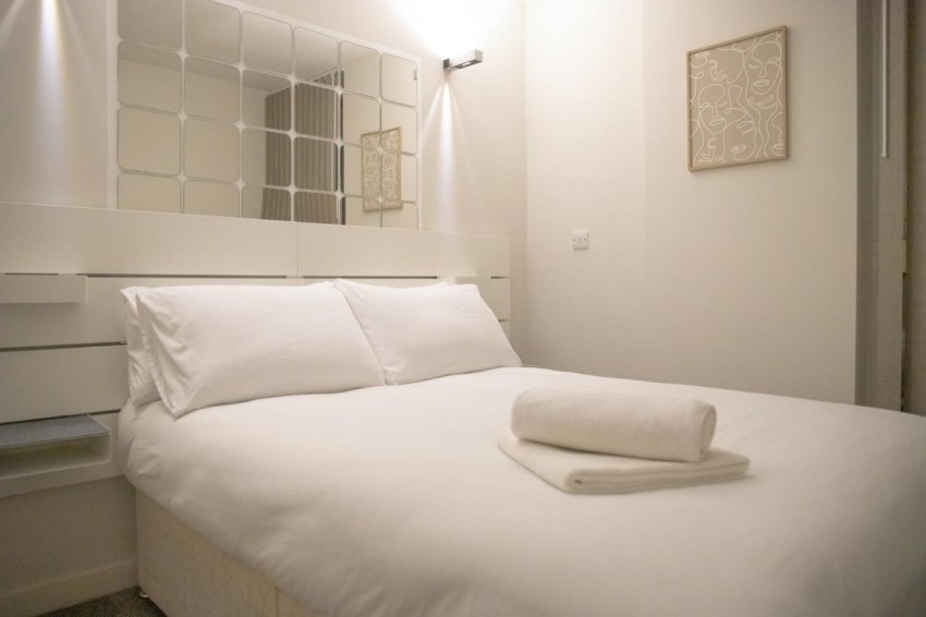 Images for Cross York Street, Leeds