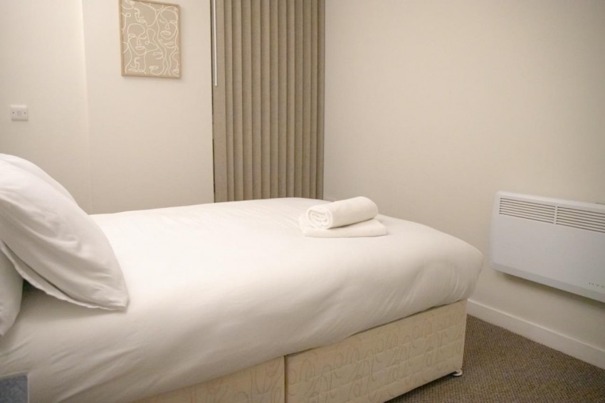 Images for Cross York Street, Leeds