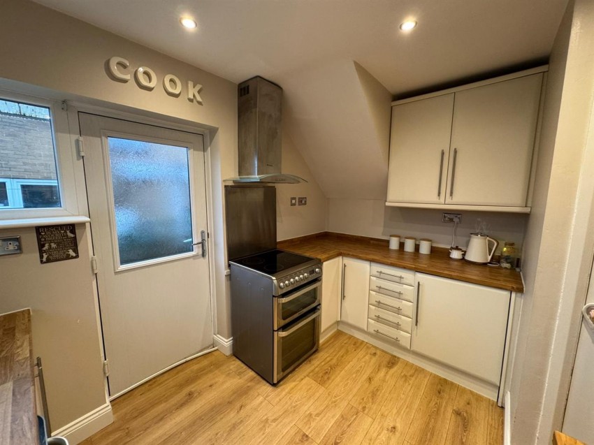 Images for Lingdale Road, Bradford