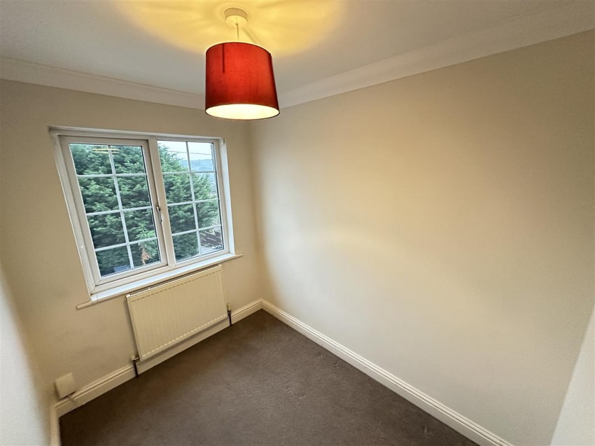 Images for South Edge, Keighley