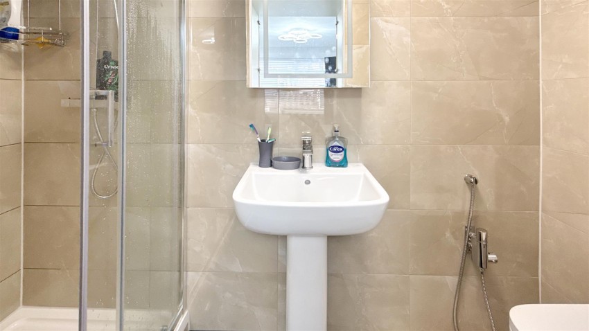 Images for Fifth Avenue, Bolton