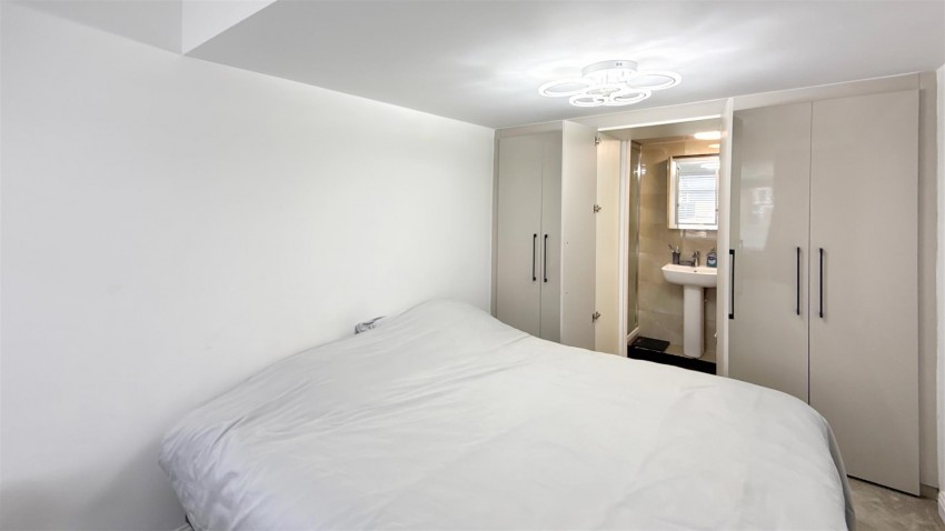 Images for Fifth Avenue, Bolton