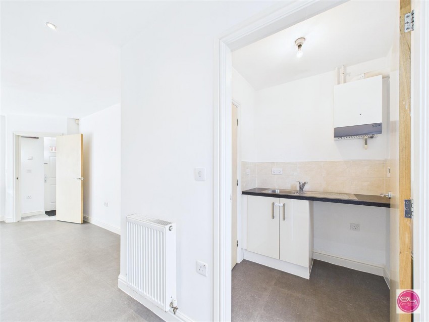 Images for Blakeholme Court, Burton-On-Trent