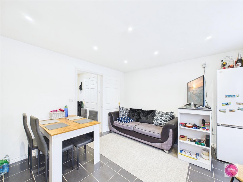 Images for Black Eagle Court, Burton-on-Trent