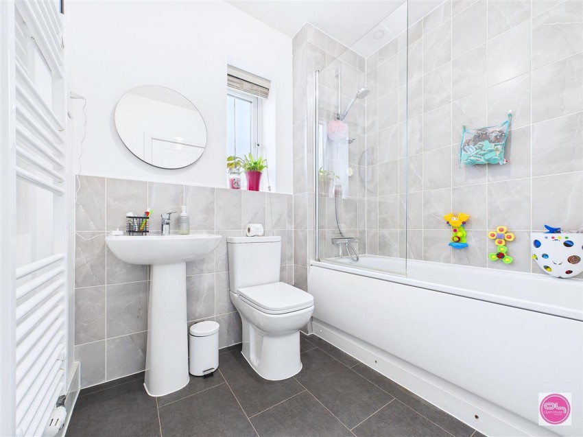 Images for Starling Close, Branston, Burton-On-Trent