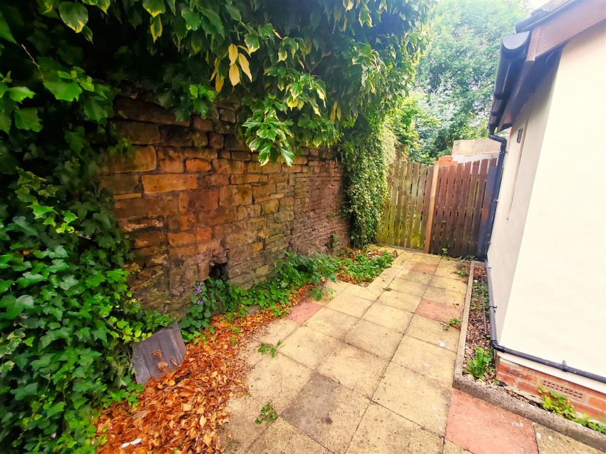 Images for Nowells Yard, Dewsbury, WF13