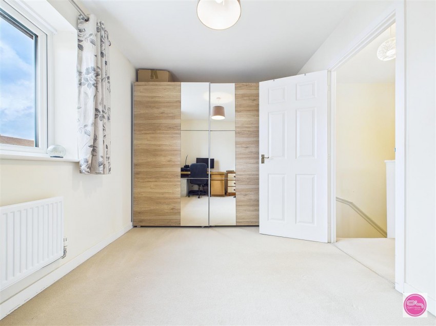 Images for Gilliver Close, Burton-On-Trent