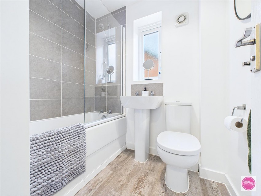 Images for Gilliver Close, Burton-On-Trent