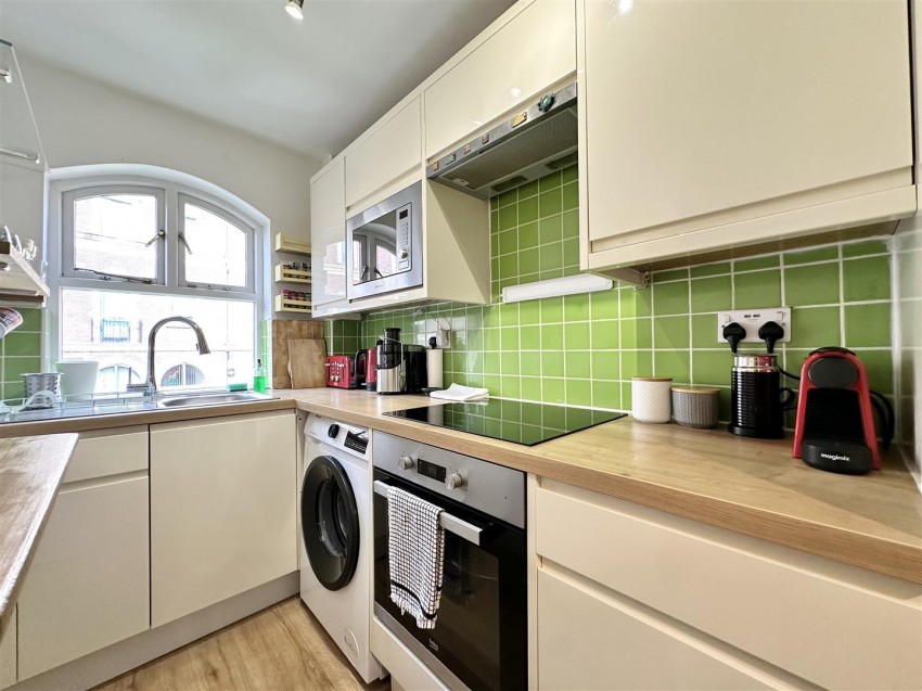 Images for Riverside Court, Leeds