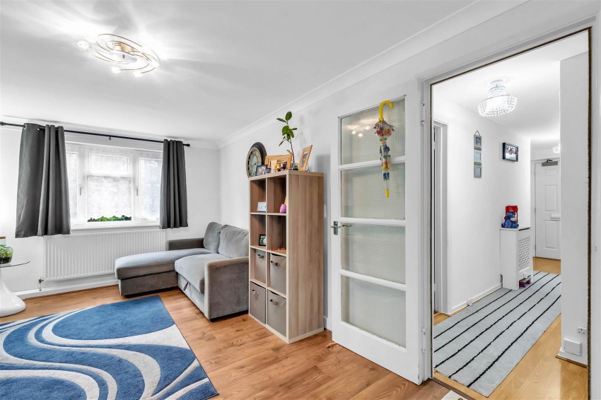 Images for Birches Road, Horsham