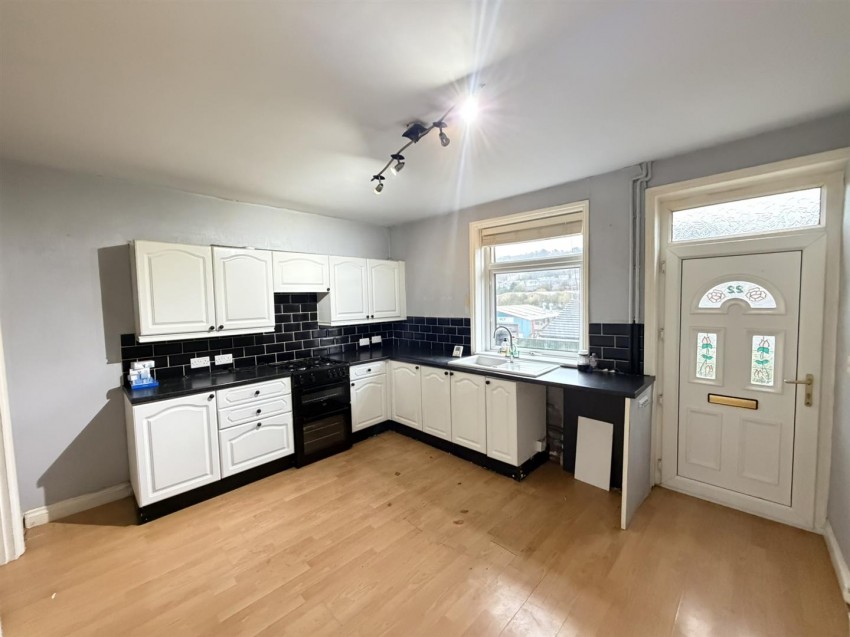 Images for Cromer Grove, Keighley