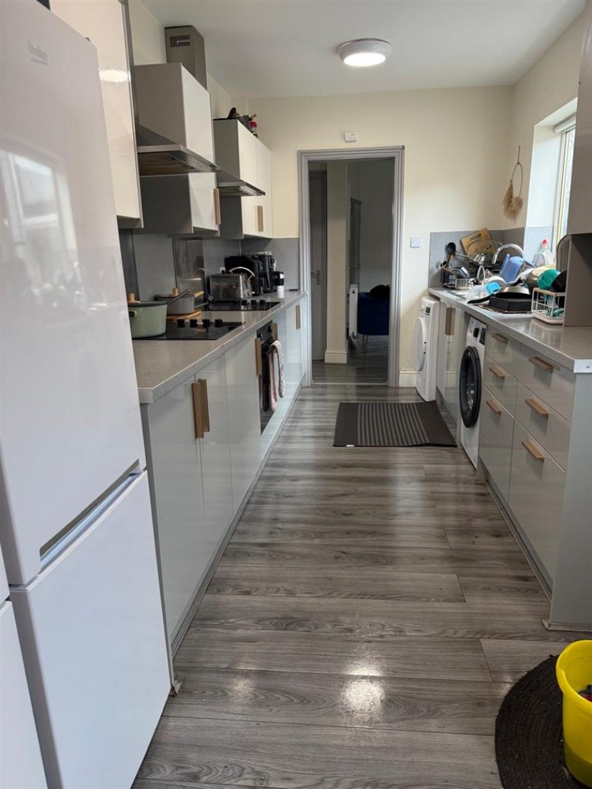 Images for Room 5 . 54 Mersey Road, Widnes