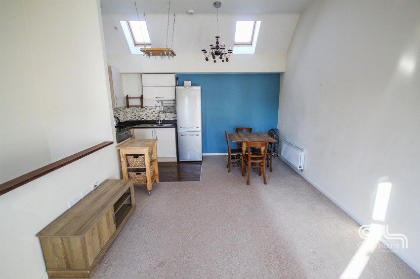 Images for Heathlands Grange, Burton-On-Trent