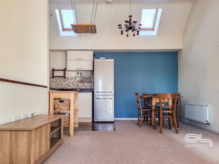 Images for Heathlands Grange, Burton-On-Trent