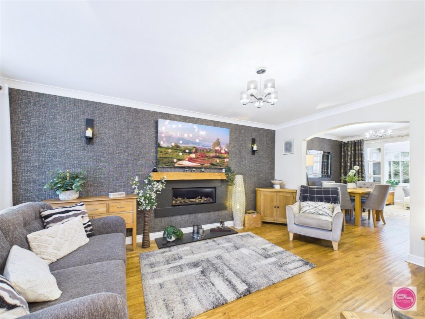 Images for 3, Orchid Close, Stapenhill, Burton Upon Trent, St