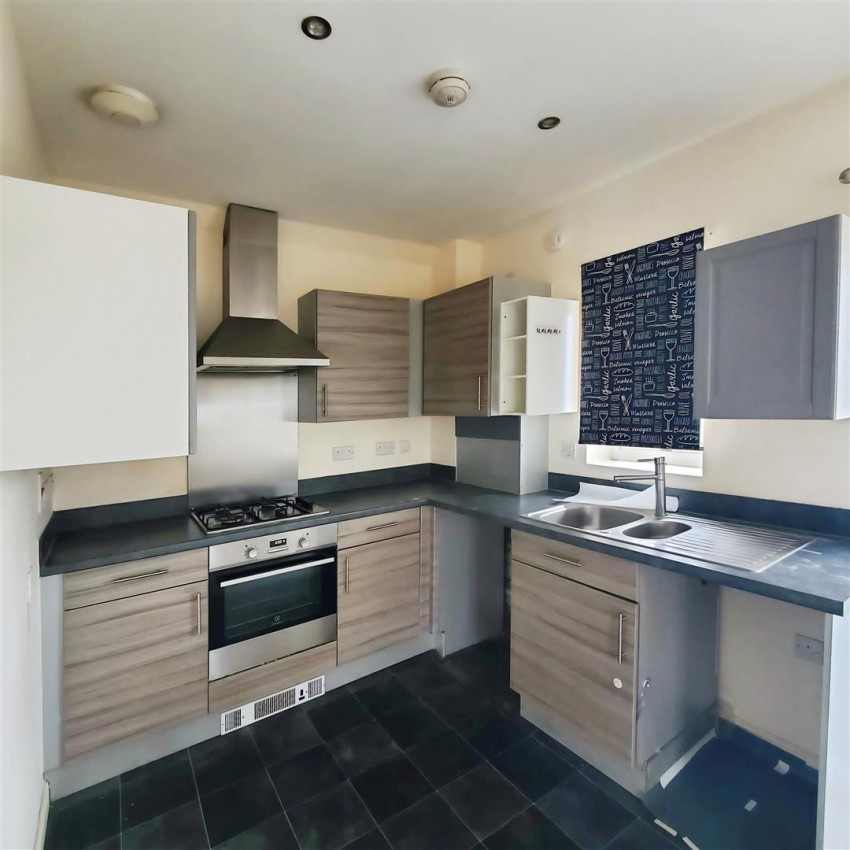 Images for Falcon Avenue, South Ockendon