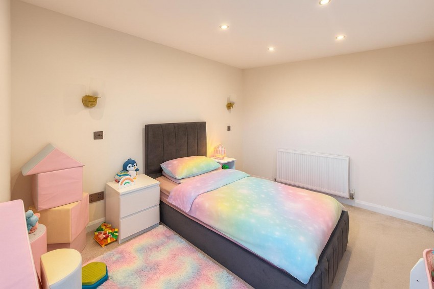 Images for Shaw Banks, Oxenhope, Keighley