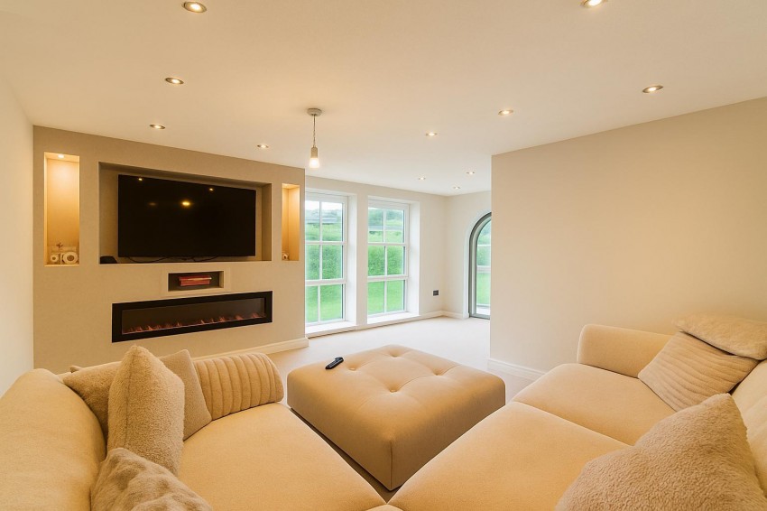 Images for Shaw Banks, Oxenhope, Keighley