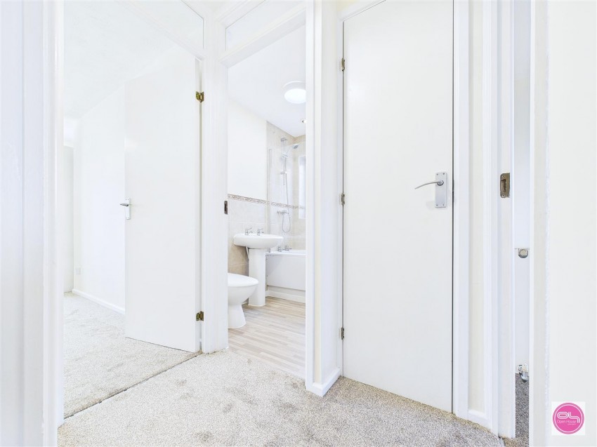 Images for Britannia Drive, Stretton, Burton-On-Trent