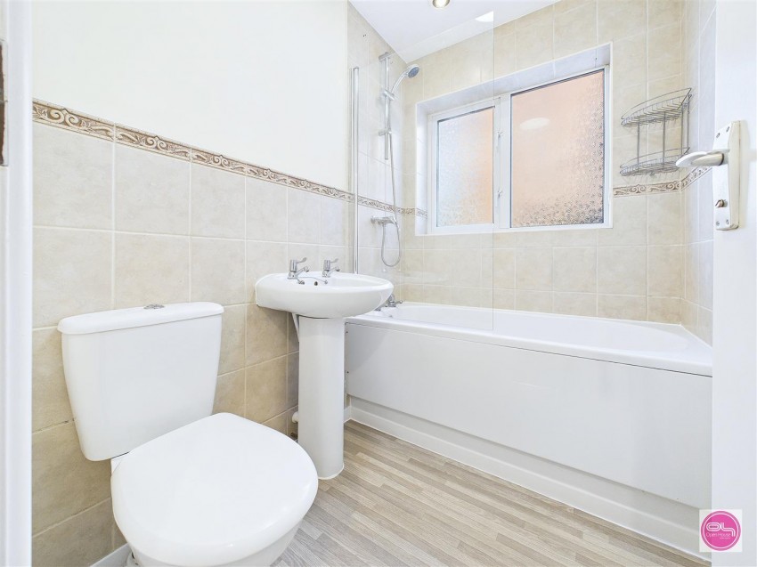 Images for Britannia Drive, Stretton, Burton-On-Trent