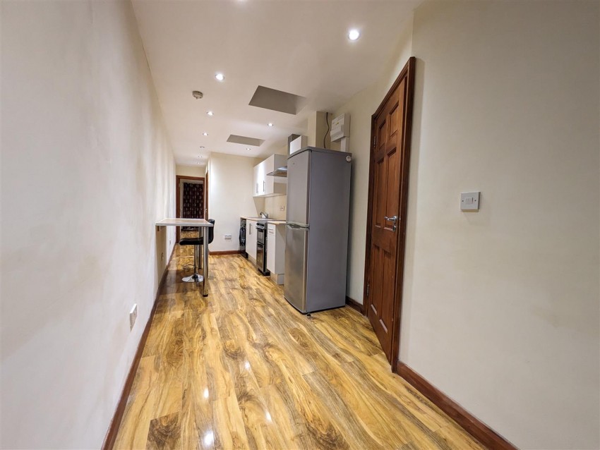 Images for Newnham Gardens, Northolt UB5