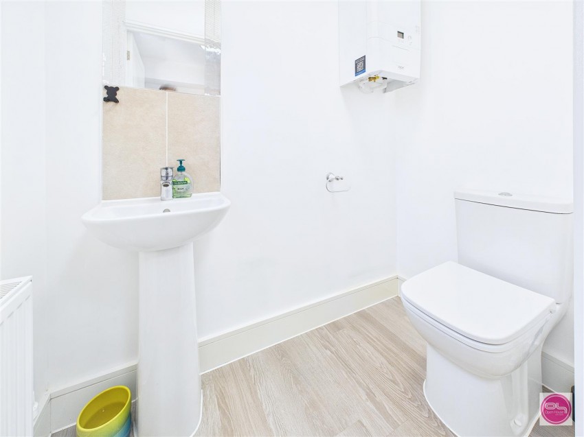 Images for Rowan Drive, Burton on Trent