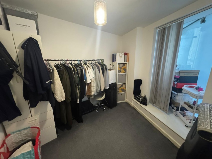 Images for Gatehaus, Leeds Road, Bradford