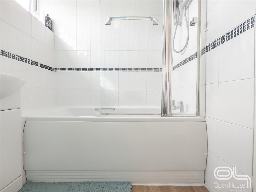 Images for Mountbatten Close, Stretton