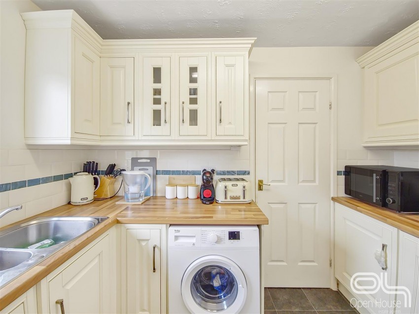 Images for Mountbatten Close, Stretton