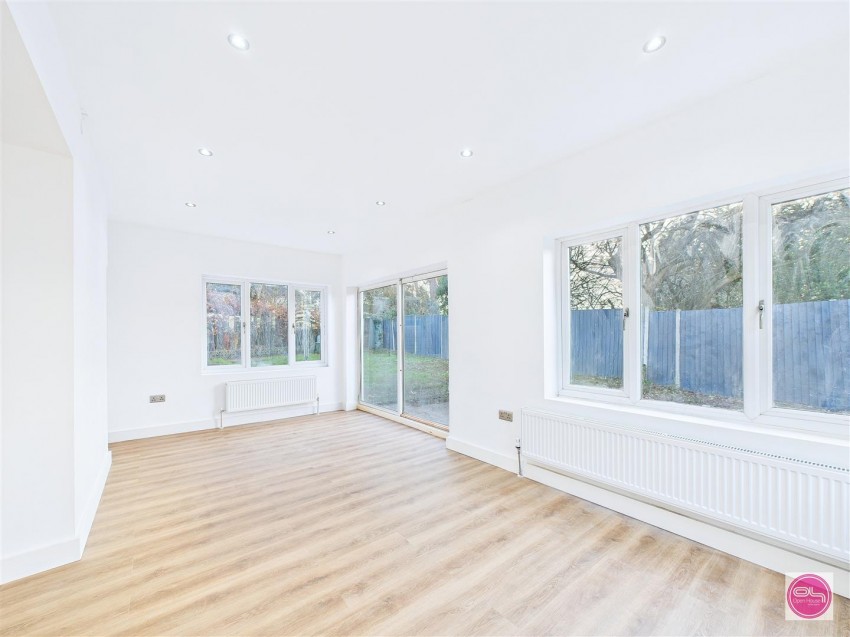 Images for Moat Bank, Bretby, Burton-On-Trent